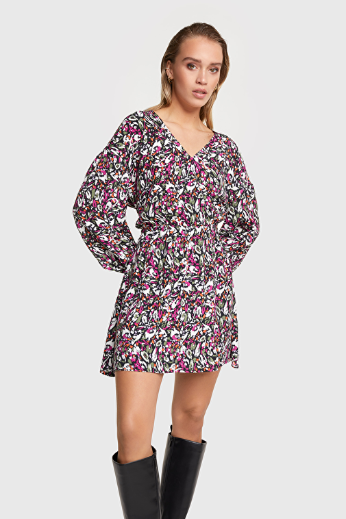 WOVEN BLURRY FLOWER WRAP DRESS | Alix